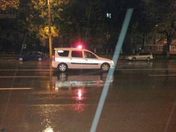 Şoferul care a accidentat un pieton şi a fugit, lăsat în libertate
